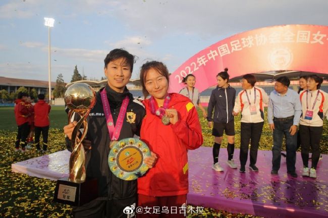 史密斯听到这话，整个人吓了一跳，这才发现原来洪五就跟在叶辰身后。